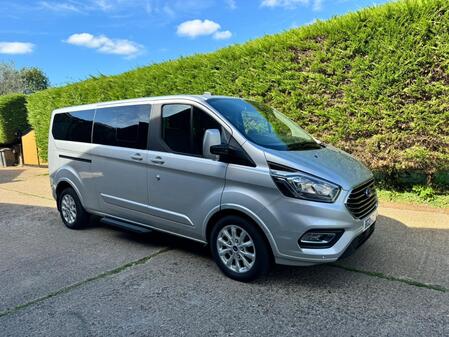 FORD TOURNEO CUSTOM 2.0 Tourneo Custom Titanium 8 Seats 320 L2 2.0L EcoBlue 130PS FWD 6 Speed Automatic